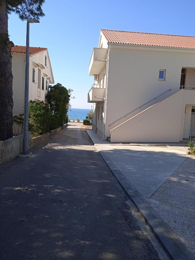 Apartments Renco Novalja Extérieur photo