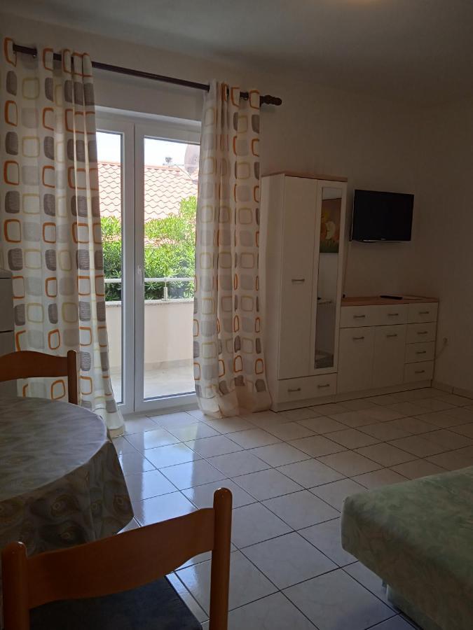 Apartments Renco Novalja Extérieur photo