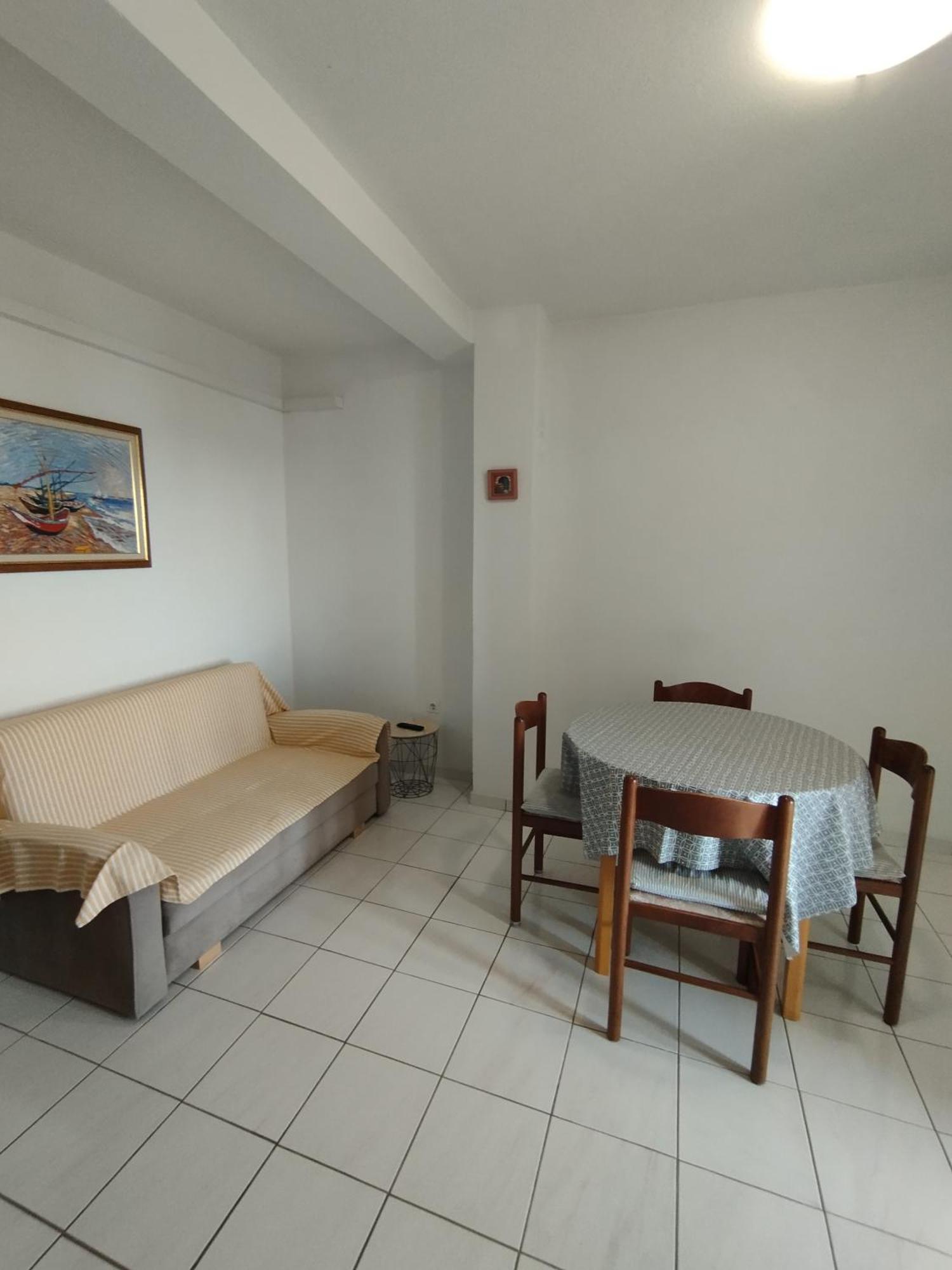 Apartments Renco Novalja Extérieur photo